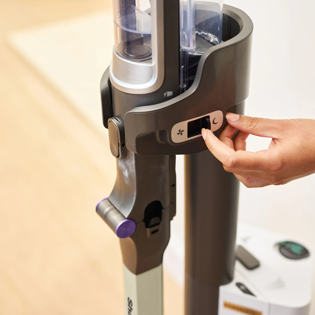 Shark Cordless PowerDetect Clean & Empty System