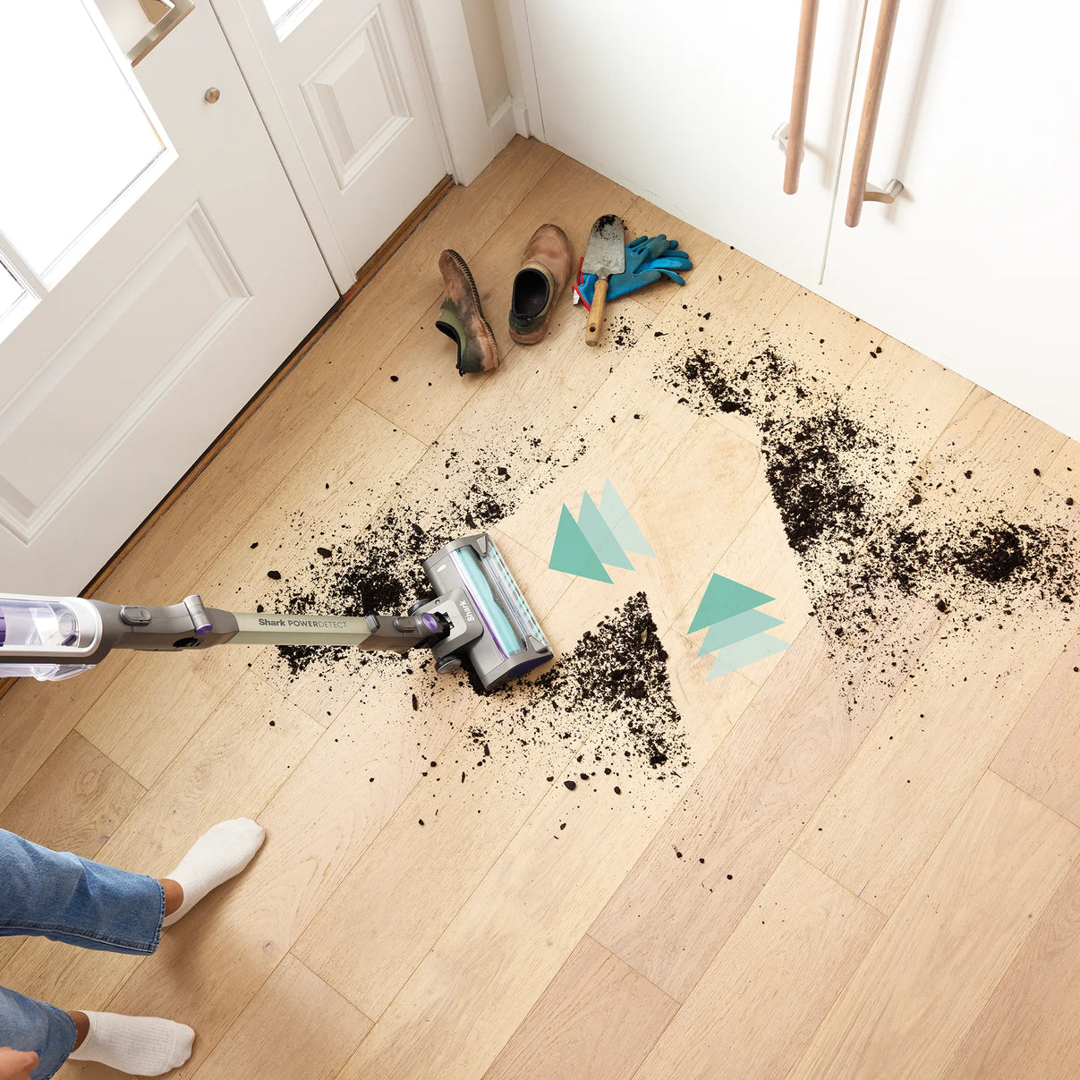 Shark Cordless PowerDetect Clean & Empty System